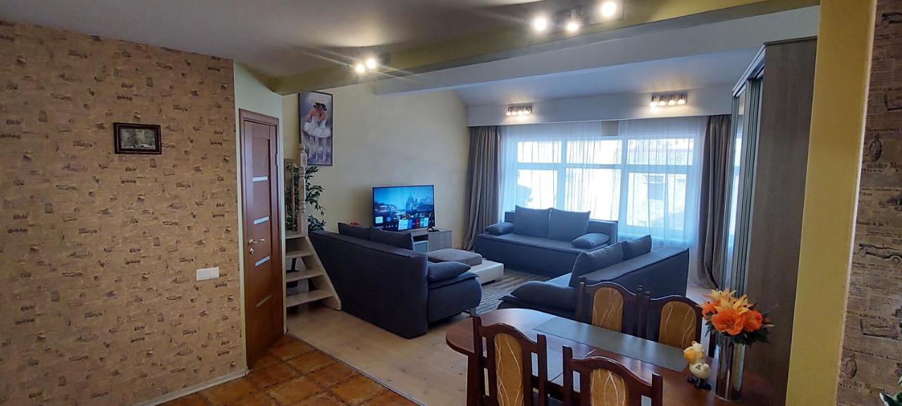 Daugavaluxapartments Free Parking รีกา ภายนอก รูปภาพ